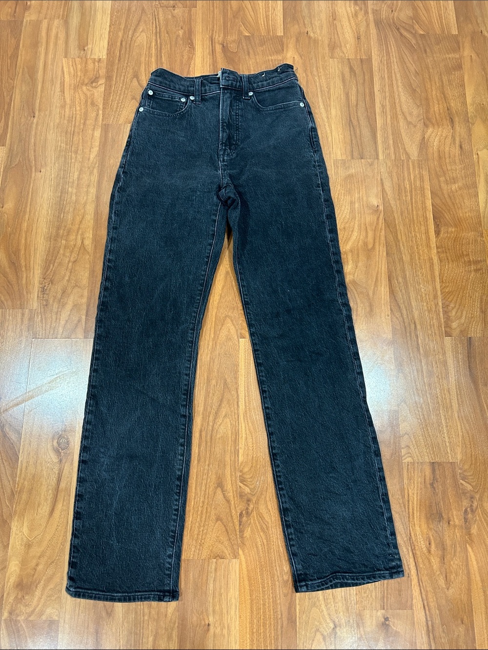 Madewell women’s Black Straight Jeans